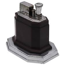 Ronson 1939 Art Deco Table Touch Tip Octette Lighter Machine Age Bakelite Steel For Sale at 1stDibs | maltese falcon lighter, bakelite tip, maltese falcon cigarette lighter
