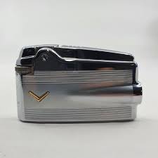 Sold at Auction: Ronson Varaflame lighter, complete with its ...