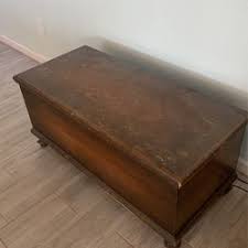 Antique Lane Cedar Chest for Sale in Buckeye, AZ - OfferUp