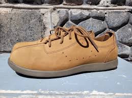 CROCS Shoes Suede Oxford Lace Up Tan Casual Walking Mens Sz ...