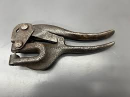 S) VINTAGE EARLY WHITNEY METAL TOOL CO. HOLE PUNCH PAT. 1913 ...