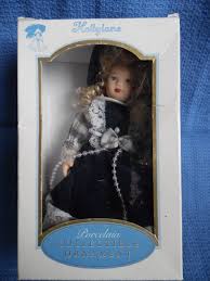 DG CREATIONS HOLLYLANE HANDCRAFTED PORCELAIN DOLL WITH STAND 2003 | eBay