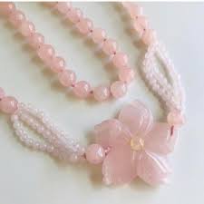 Vintage Natural Rose Quartz Beaded Necklace. Amazing... | Depop
