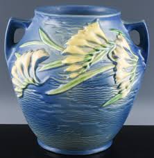 Hard to Find Mid Century C1940s Roseville 4-8 Freesia Delft ...