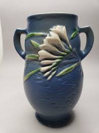 Roseville Freesia Vintage Art Pottery Vase Mid-Century ...