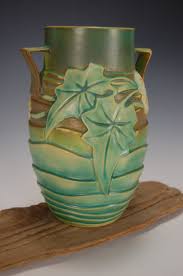 Roseville Luffa Art Pottery Vase, Green With 2 Handles, With ...