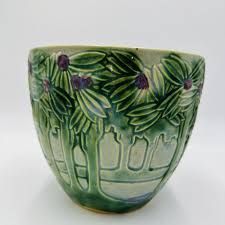 Antique Roseville Pottery Marked Vista Or Forest #589-8 Round Jardiniere 1920 on eBid New Zealand | 217263366