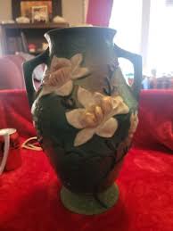 1943 Roseville Pottery Blue Magnolia Pattern 97-14 Floor ...