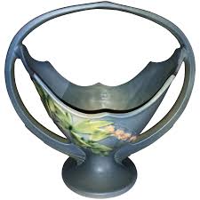 Roseville Pottery Bleeding Heart Basket 360-10. For Sale at ...