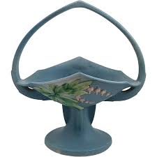 Roseville Bleeding Heart 12" Basket w/built-in Flower Frog ...