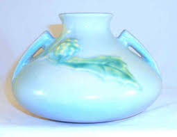 Rare" 1930s Roseville Art Pottery Blue Thorn Apple Vase w/ Two Hndles – Giamer Antiques and Collectibles