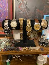 My lil' vintage watch collection : r/VintageWatches