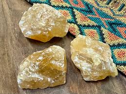 Raw Honey Calcite Crystal (203bc61)