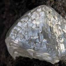 Largest laser gives diamond a record-setting squeeze | New ...