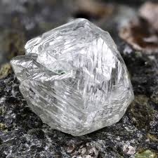 Mysterious Mineral from Earth's Mantle Found in a Diamond ...