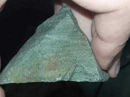 What is this rock? : r/whatsthisrock