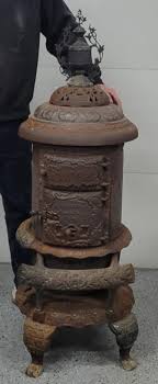 Here's a little progress on the D14 round oak restoration ...