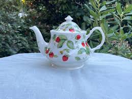 Théière Fraise des Alpes Roy Kirkham, Porcelaine - Etsy France