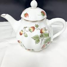 Coalport Strawberry, English Floral Butterfly Vintage Coffee Pot - Etsy