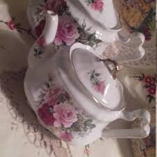 Sale Arthur Wood & Sons Teapot Decorated With Roses Vintage ...