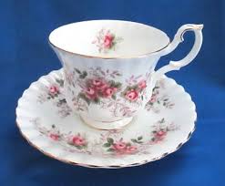 Royal Albert Lavender Rose Bone China Tea Cup & Saucer- Excellent! | eBay