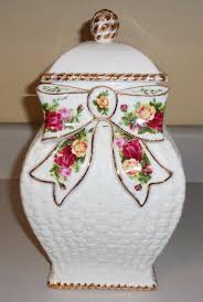 Royal Albert Old Country Roses Basketweave Square Cookie Jar | #1731196997