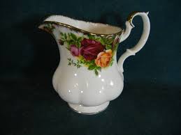 Royal Albert Old Country Roses 4" Tall Creamer | eBay