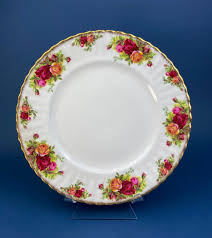 Royal Albert Old Country Roses Motif 10.25" Dinner Plates ...