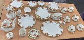 Vintage Royal Albert Old Country Roses Tea and Dinner Ware ...