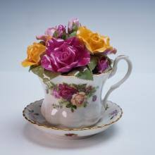 Sold at Auction: Royal Albert Old Country Roses Porcelain ...
