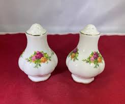 Vintage-salt and Pepper Shakers-bowl-old Country Roses ...