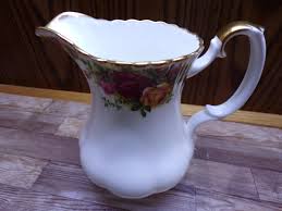 2511 Royal Albert Old Country Vintage Fine Bone China 6.25 ...