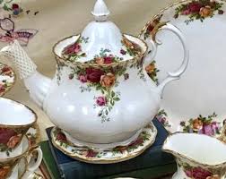 Royal Albert OLD COUNTRY ROSES Incl Tea Pot Trivet, Cake Forks in Perfect Condition Which Are All Made in England and Individually Sold - Etsy