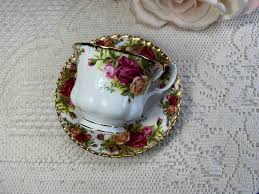 Royal Albert Old COUNTRY ROSES Teacup and Saucer, Vintage 1960s Red Yellow Pink Roses Tea Set - Etsy