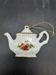 1962 Stamp Royal Albert Old Country Roses Teapot Christmas ...