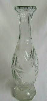 CRYSTAL ART GLASS VASE WITH LARGE SINGLE STAR 9" TALL MADE ...