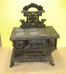 Antique Cast Iron Toy Stove ROYAL / Kenton Brand - 9-1/4 ...