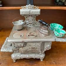 Antique Eagle Cast Iron Salesman Toy Stove - Etsy