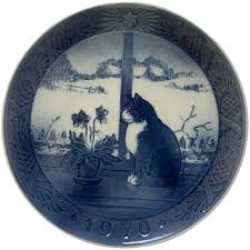 Royal Copenhagen Christmas Rose and Cat Limited Edition ...