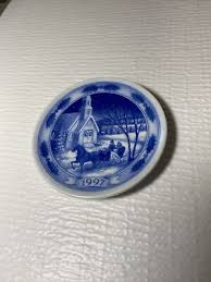 1997 Hallmark Keepsake Ornament The Spirit of Christmas Collector's Plate | eBay