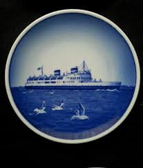 Vintage Alumnia Royal Copenhagen miniature plates Set of 6 ...