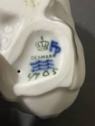 Royal Copenhagen #4705 A1 Gray & White Porcelain Rabbit | eBay