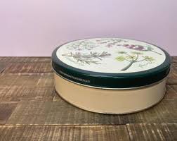Vintage Barbara Sickenberger Tin With Herbs - Etsy Israel