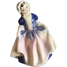 Royal Doulton Lady Figurine Dinky Do H.N. 1678 COPR ...