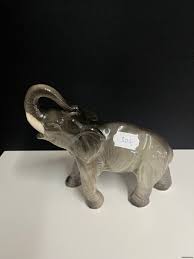 48711. Porslin Elefant | Antik och Loppis i Larv ab