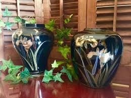 Japanese Iris Porcelain Black Gold Vase Flower Bud Bouquet Dragonfly Fine China Vintage Zen Home Decor Yamaji Ceramic Vessel Feng Shui Urn - Etsy