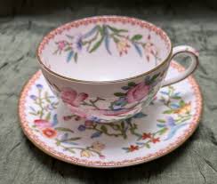 Royal Doulton "E" Series Est. 1904 Spring Floral Bone China ...