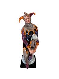 Royal Doulton Figurine “ the Jester “ 9 3/4” T Hand Made and ...