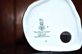 Vintage Royal Doulton English Porcelain Figurine of the Mask Seller HN 2103 COPR 1952 Doulton & Company Limited Made in England - Etsy