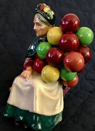 Collectable Royal Doulton Figurine 'The Old Balloon Seller, HN1315. 1943Vintage | eBay